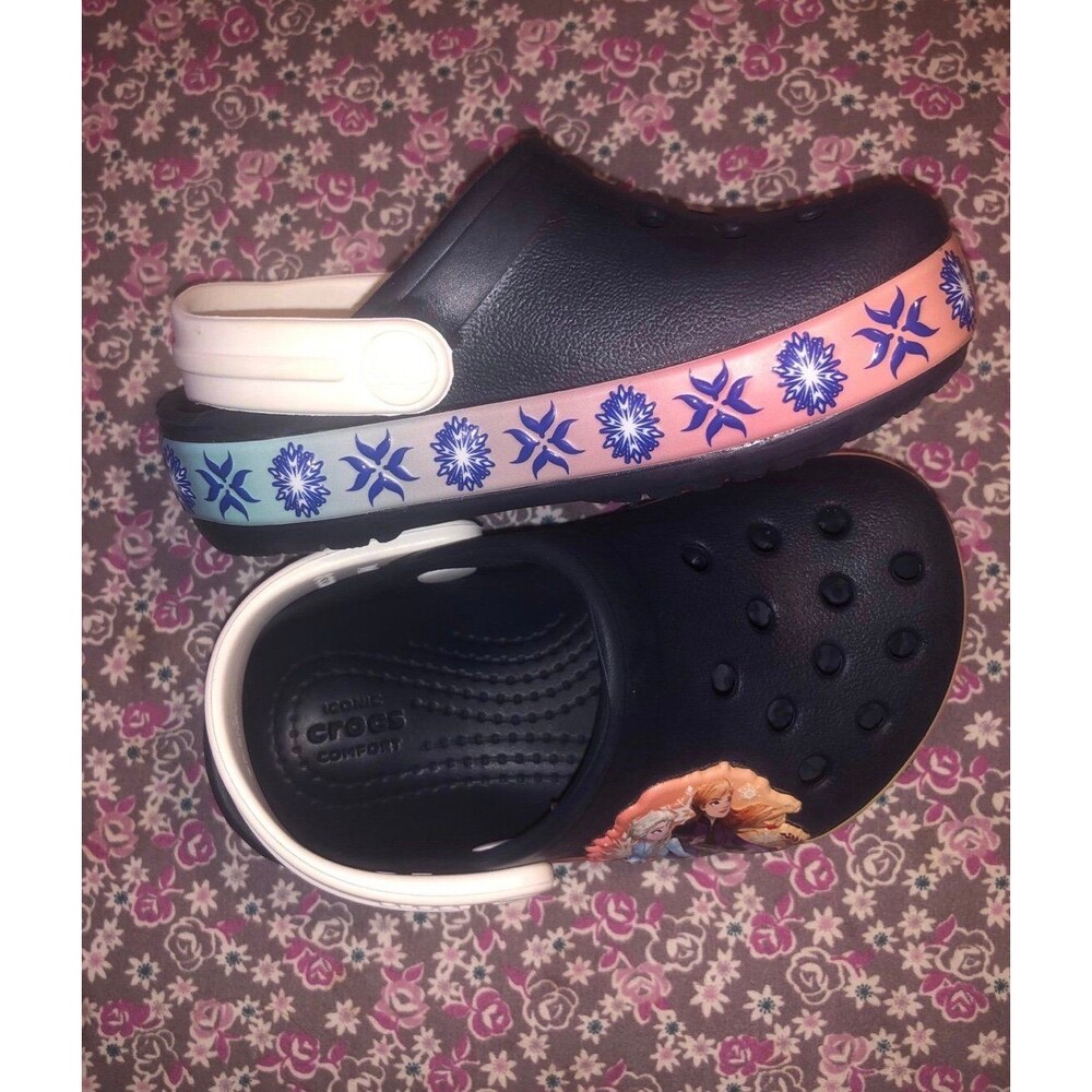 Crocs 6c - Picture 9 of 10